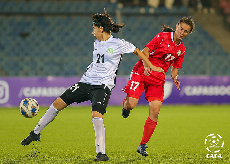 Türkmen futbolçy gyzlar CAFA-2022 çemionatynda Täjigistanyň topary bilen deň oýnady